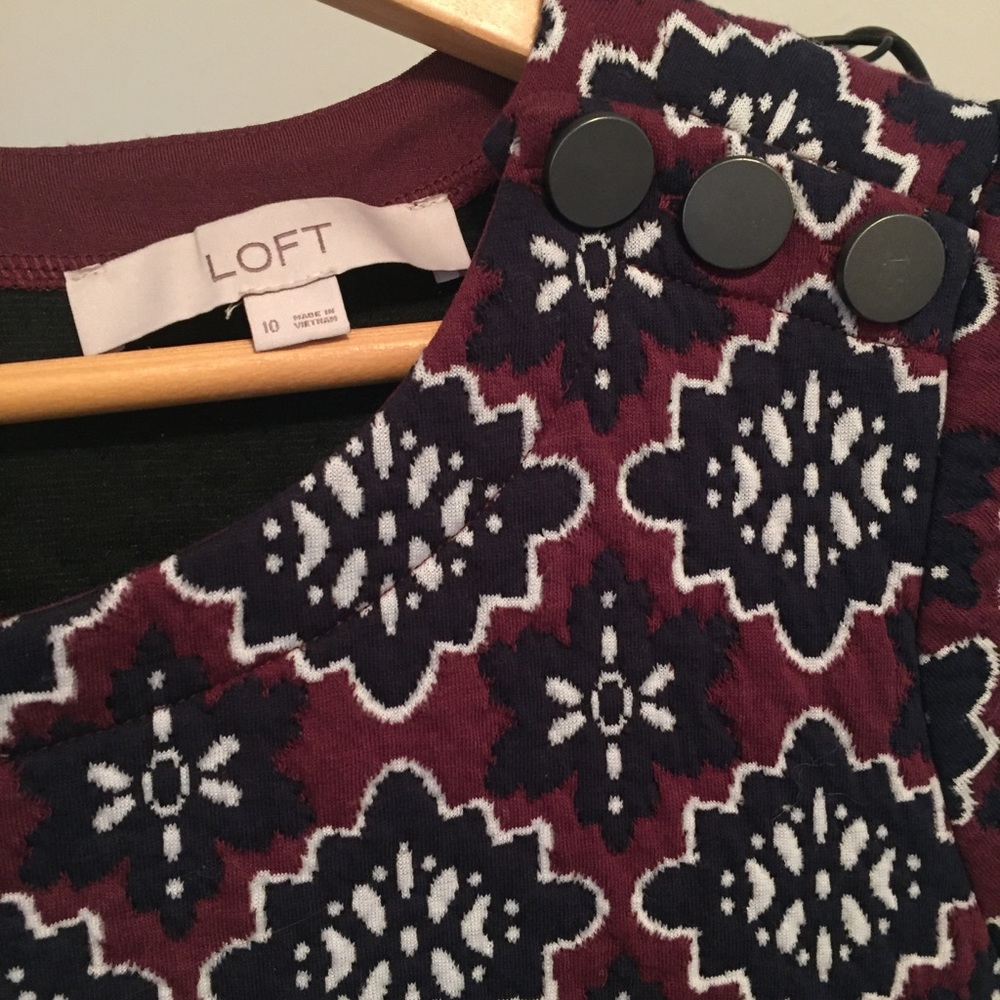 LOFT SHIFT DRESS - Picture 2 of 5